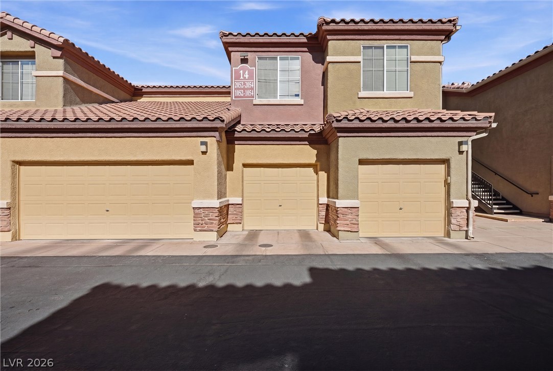 6868 Sky Pointe Drive 1053