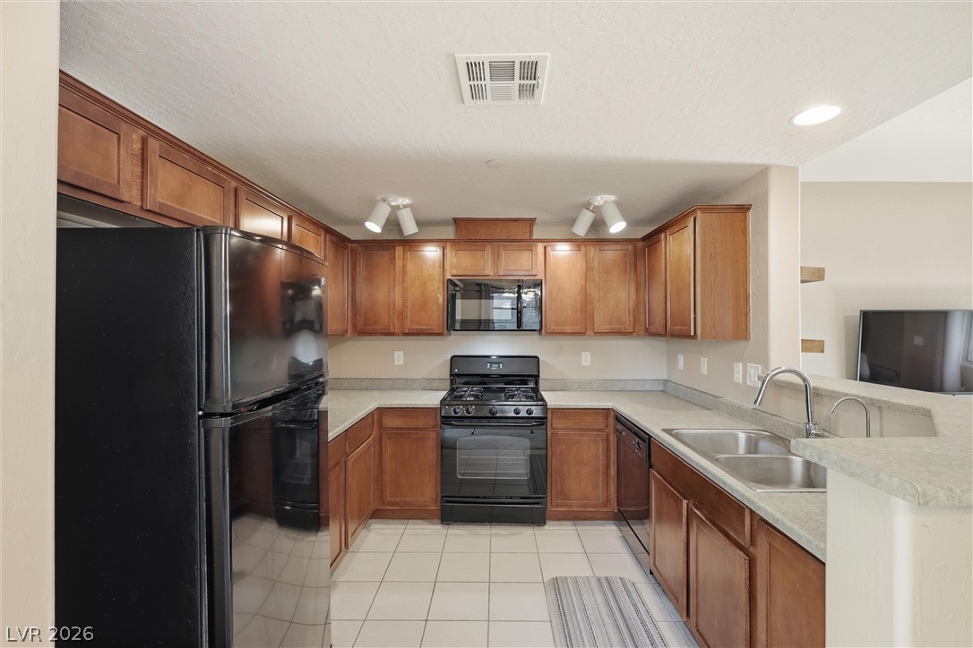6868 Sky Pointe Drive 1053