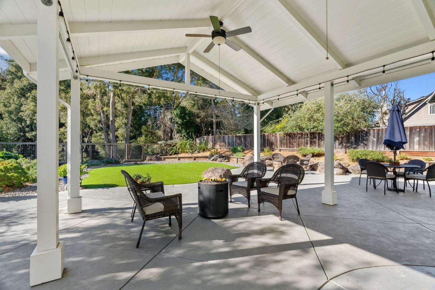 1699 Cheryl WAY