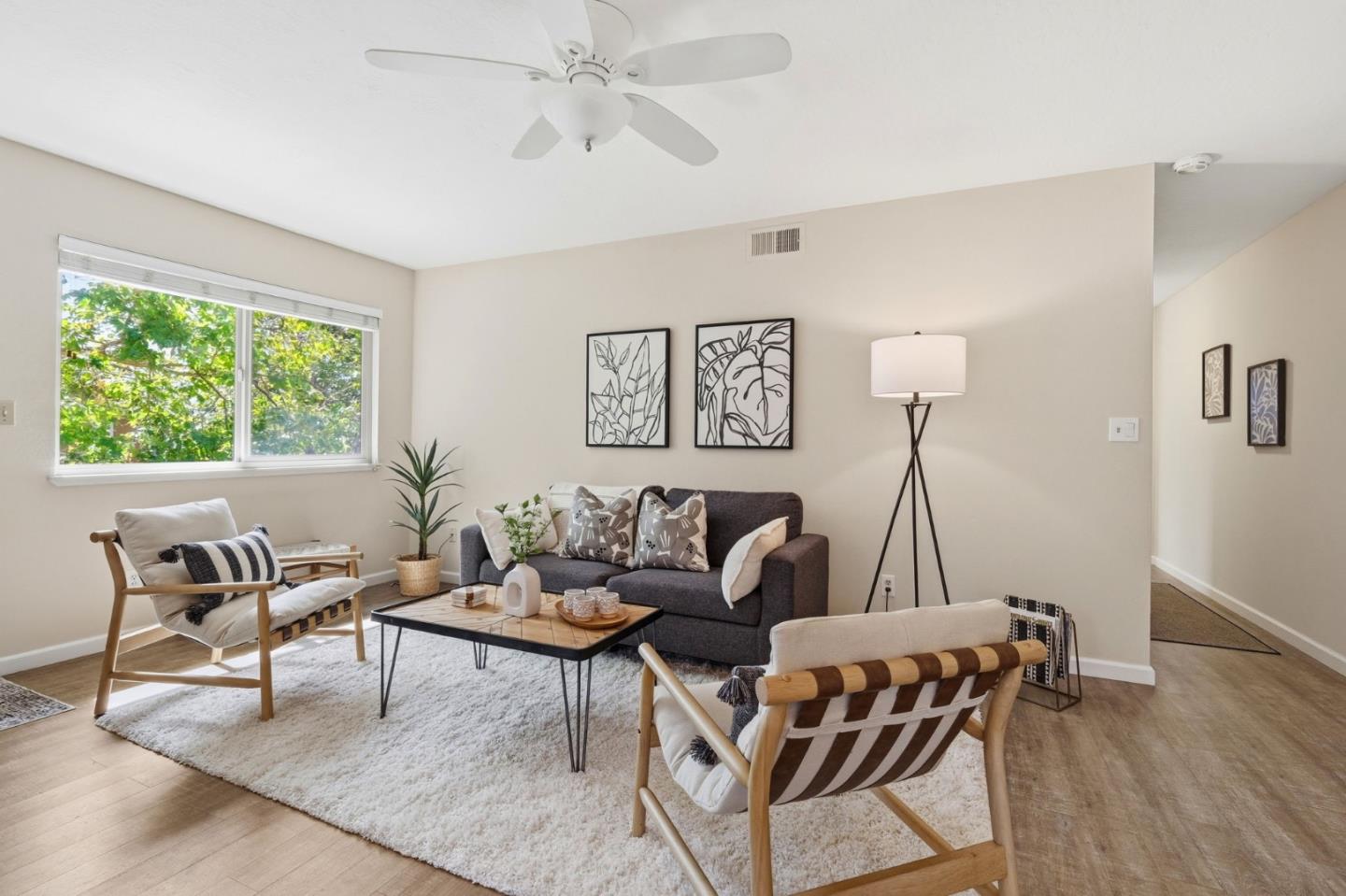 1400 Ruby CT 4