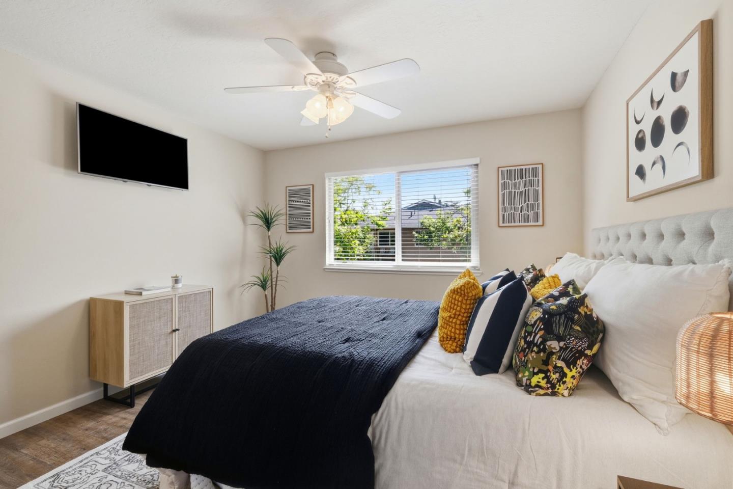 1400 Ruby CT 4