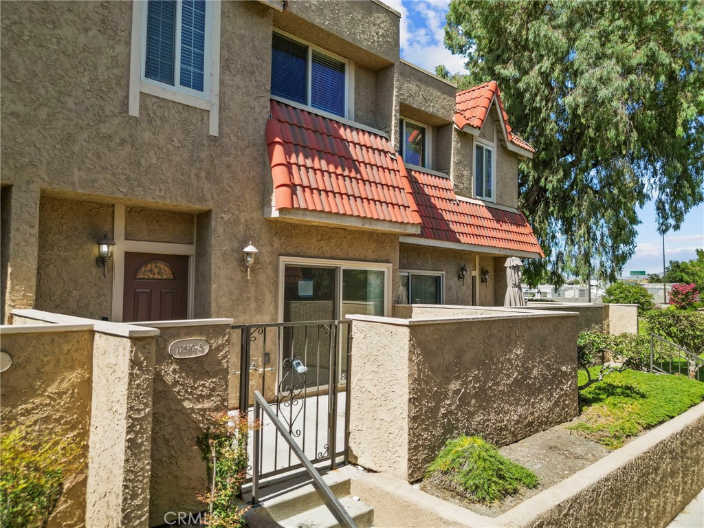 17910 River Circle 5