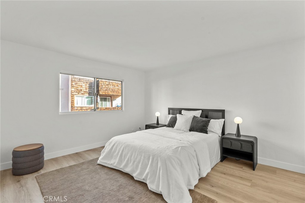 5400 Newcastle 12