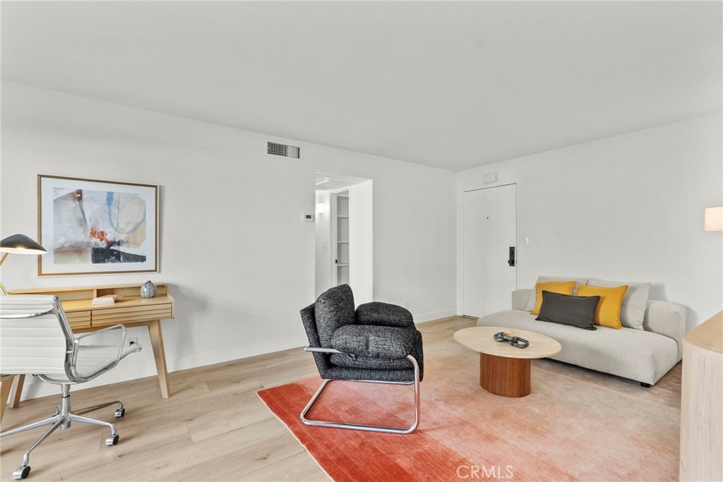 5400 Newcastle 12