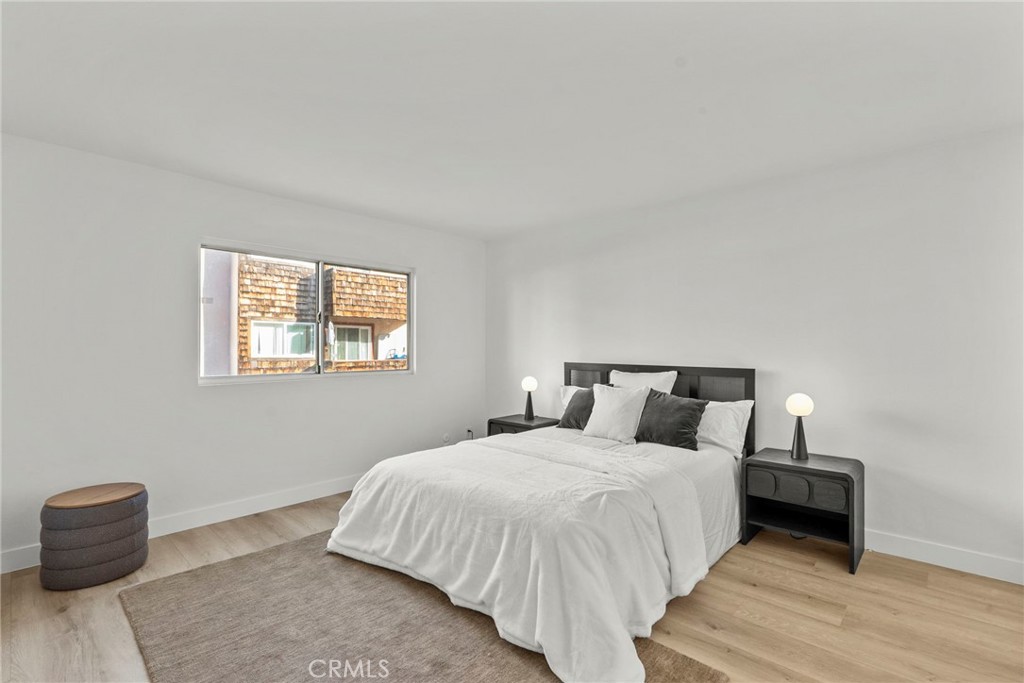 5400 Newcastle 12