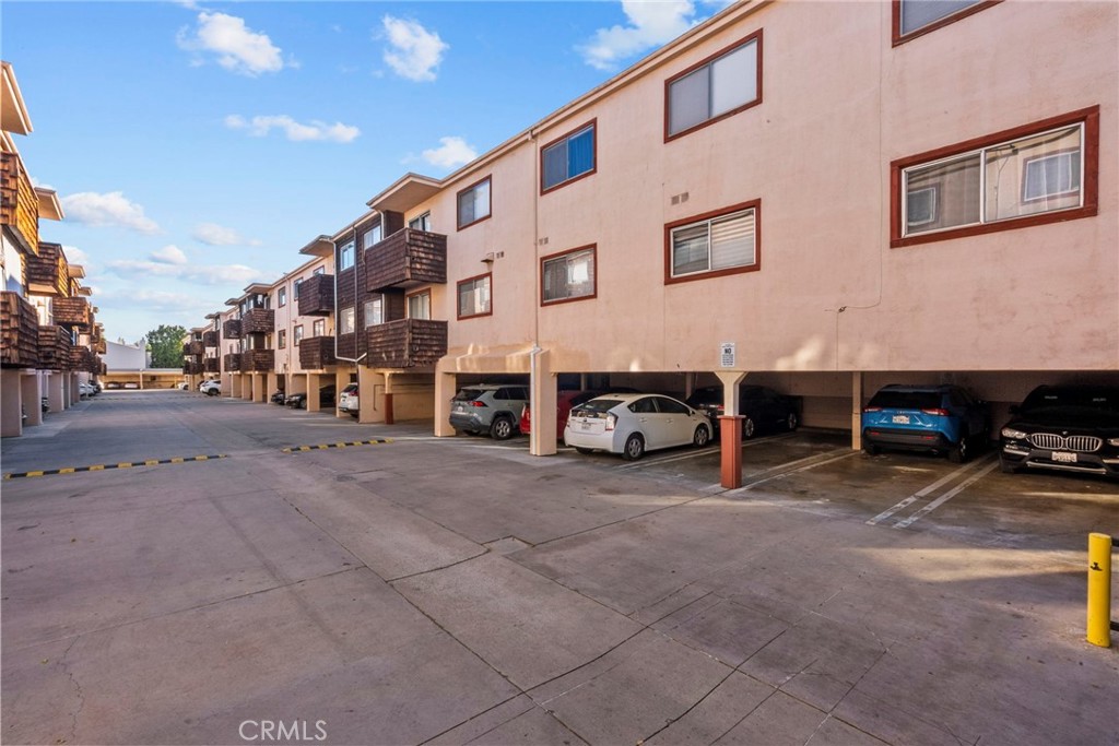 5400 Newcastle 12