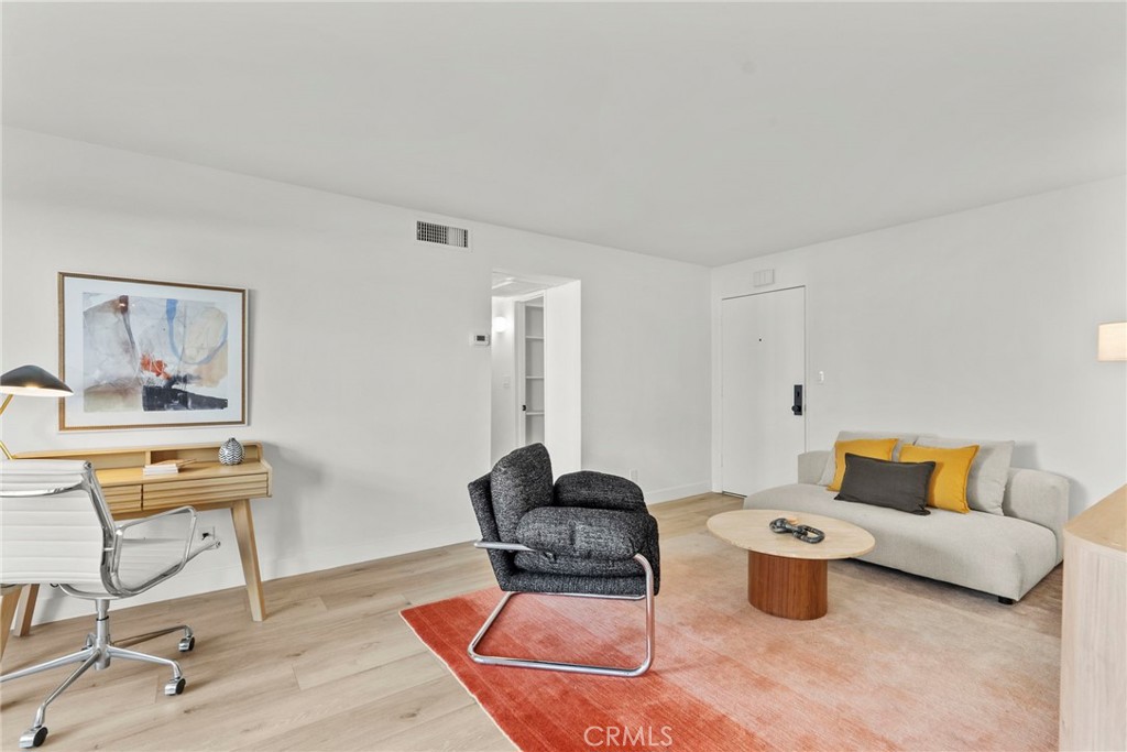 5400 Newcastle 12