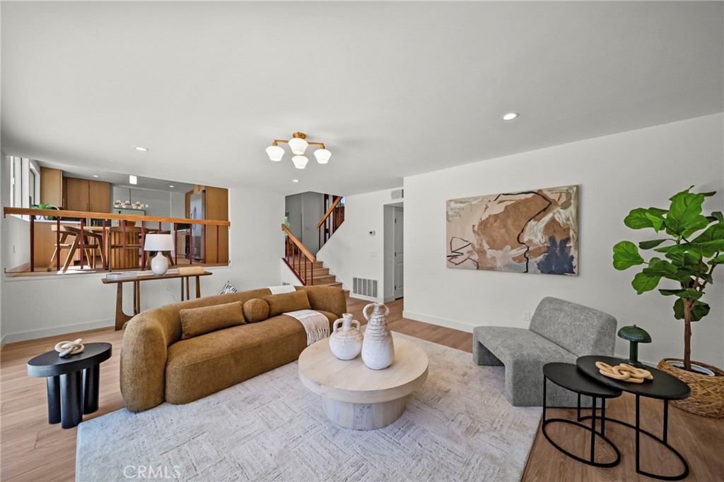 11743 Pala Mesa