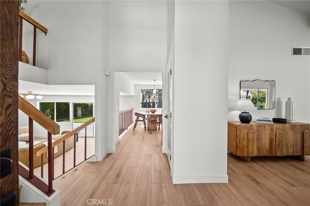 11743 Pala Mesa