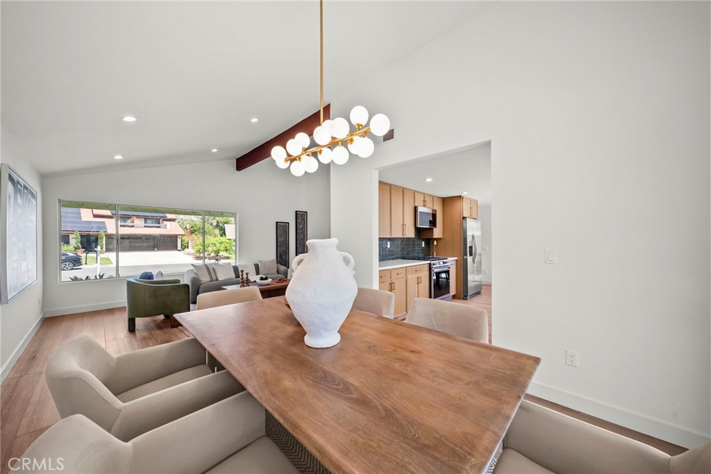 11743 Pala Mesa