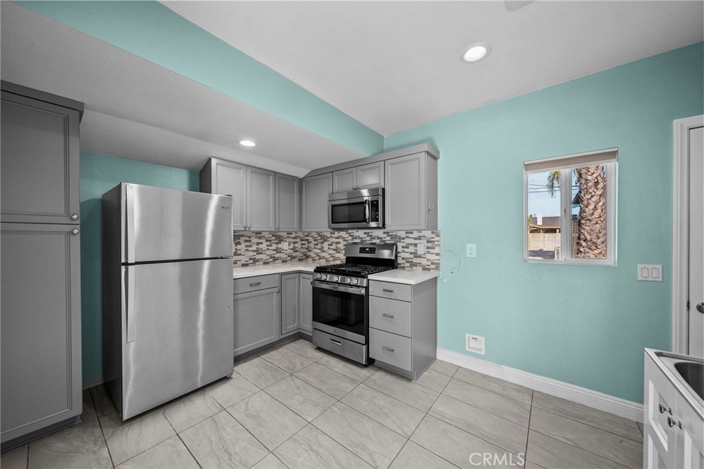 8627 Bothwell