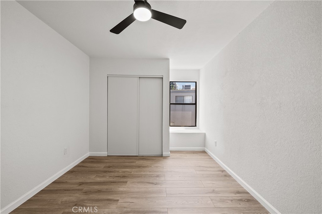 14500 Van Nuys 29
