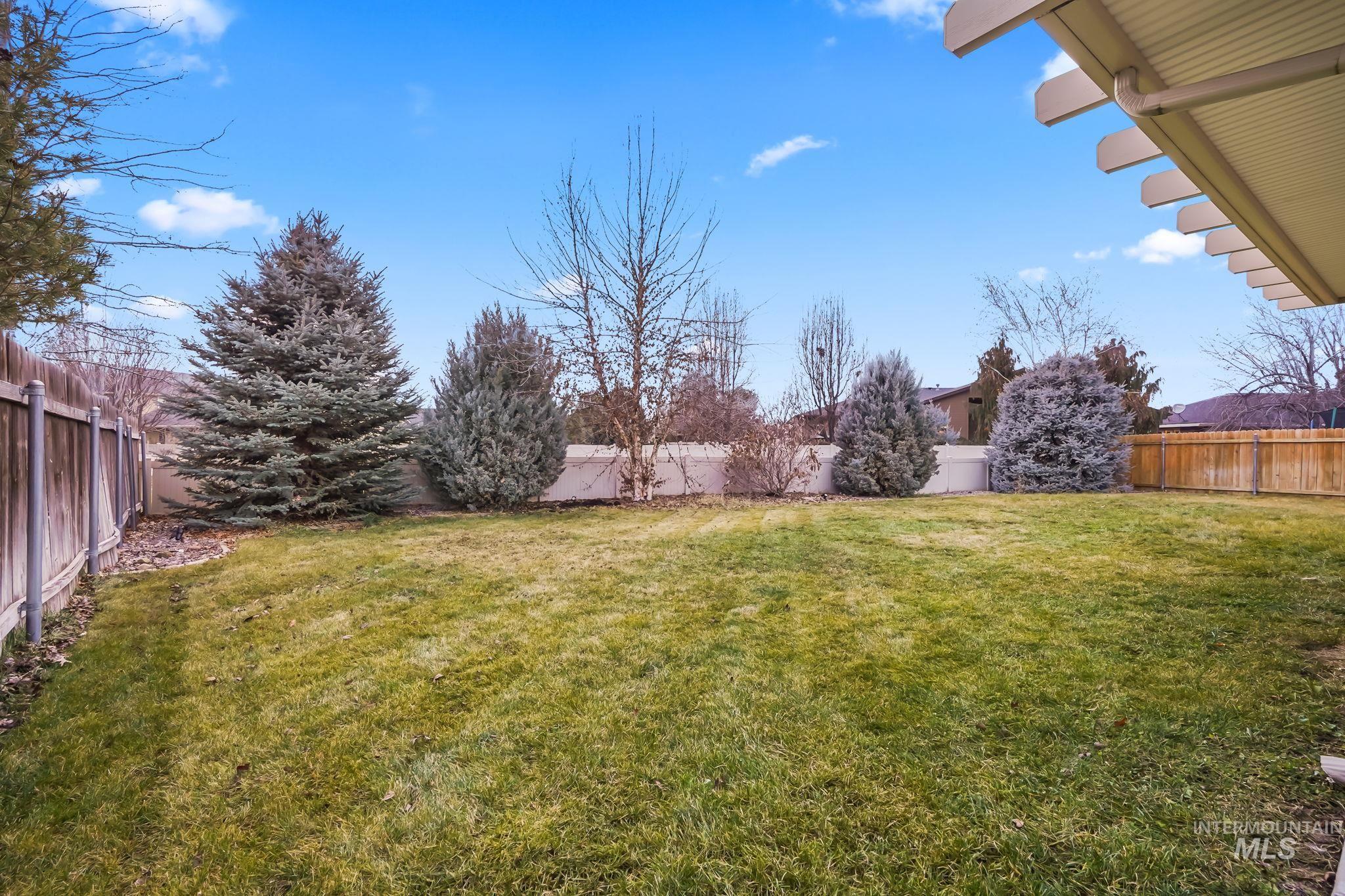 6005 S Harrington Way