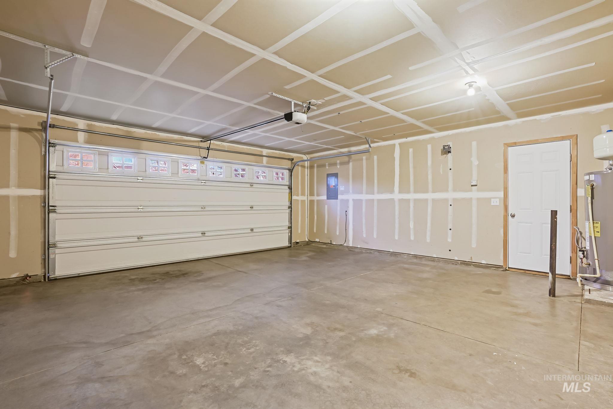 6005 S Harrington Way