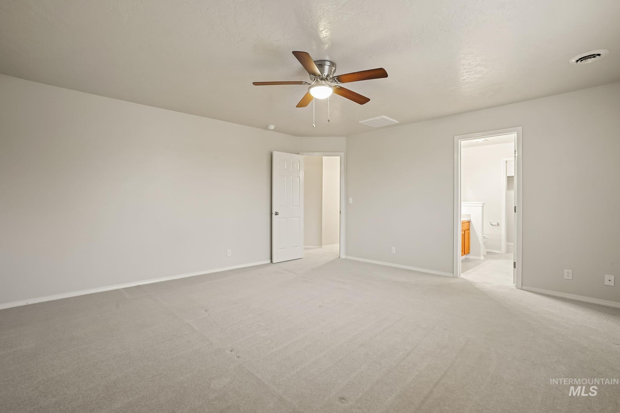 6005 S Harrington Way