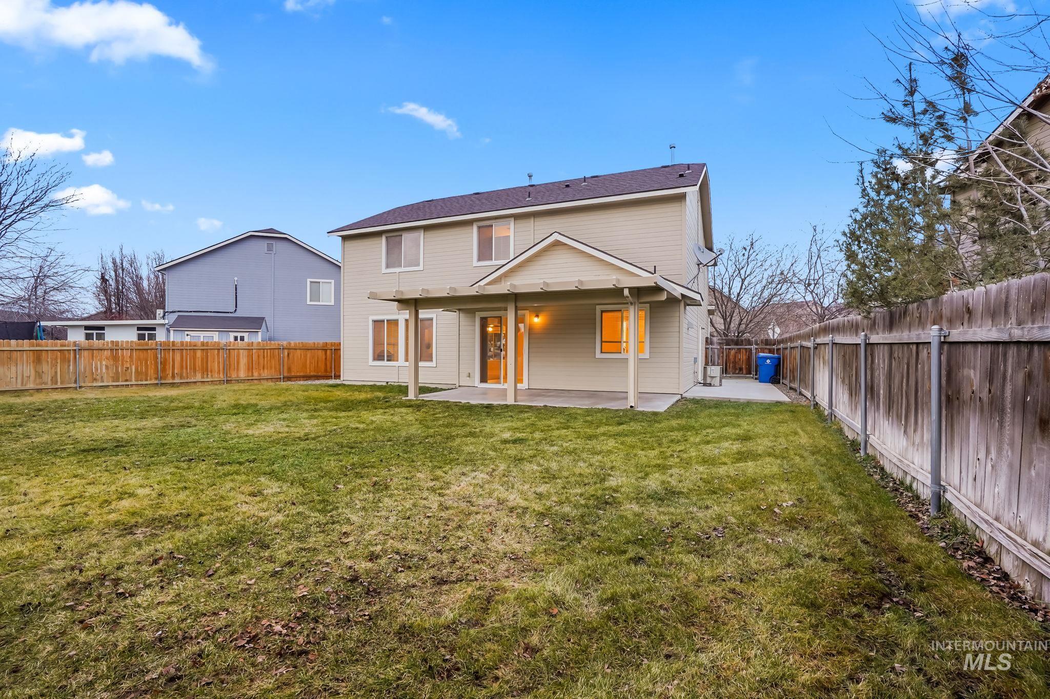 6005 S Harrington Way