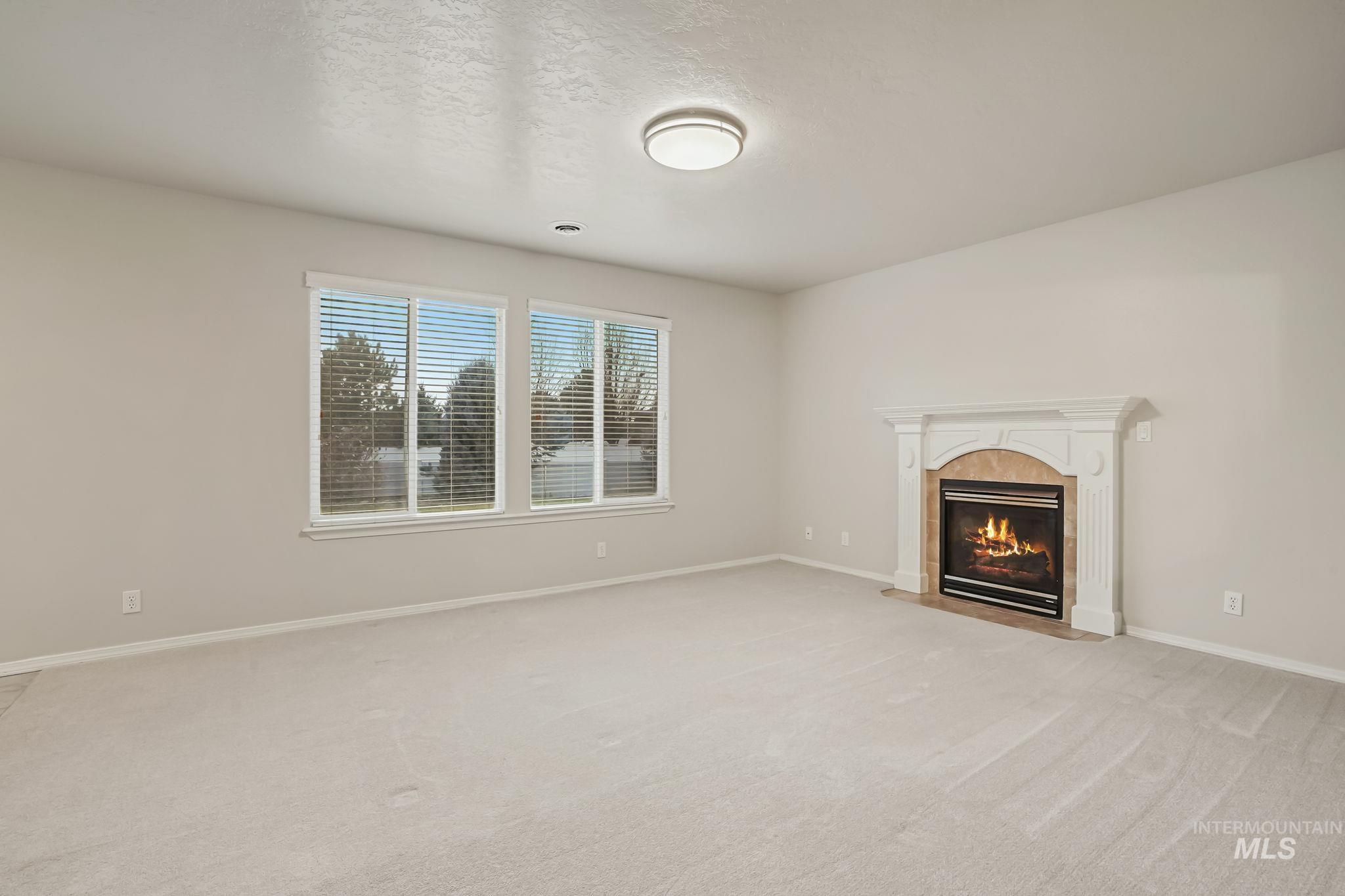 6005 S Harrington Way