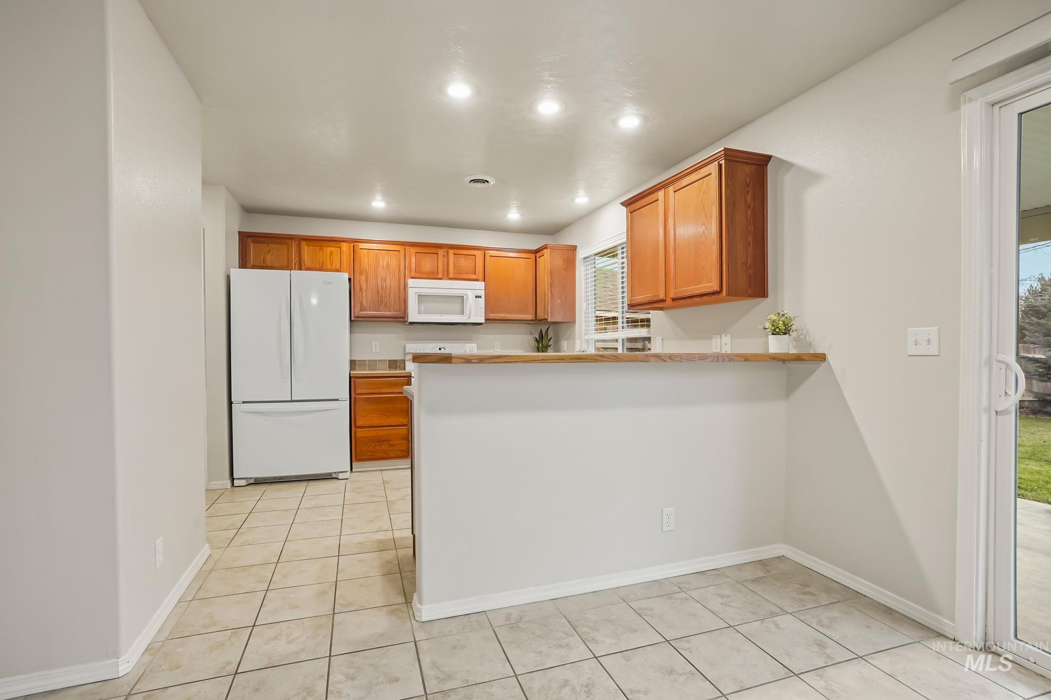 6005 S Harrington Way