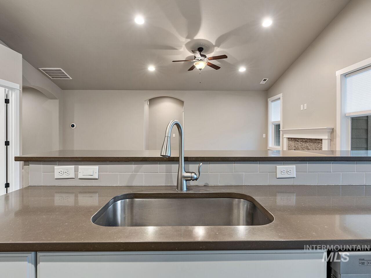 316 S Cedar Pointe Ave