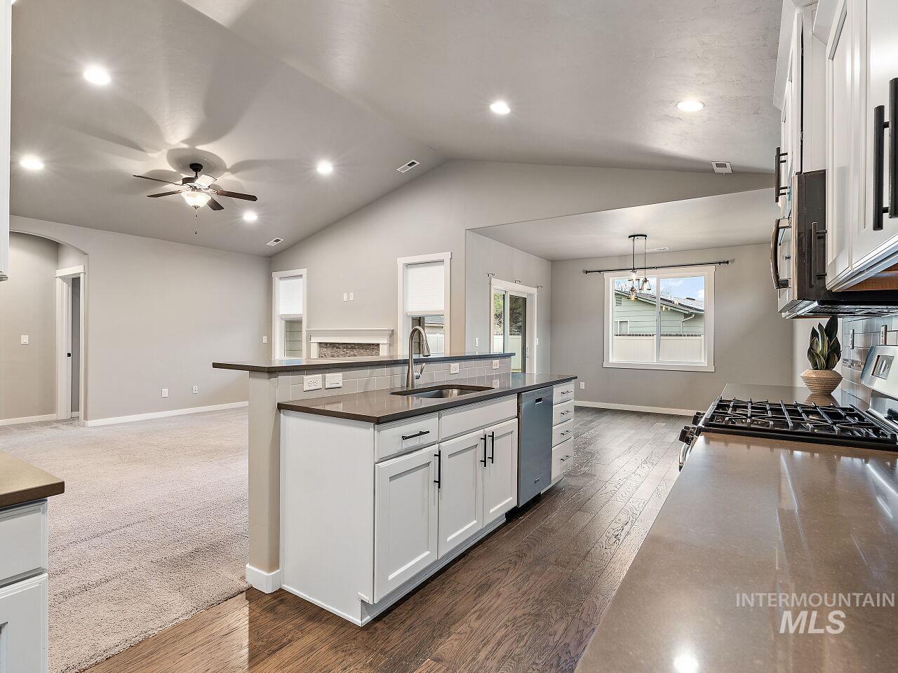 316 S Cedar Pointe Ave