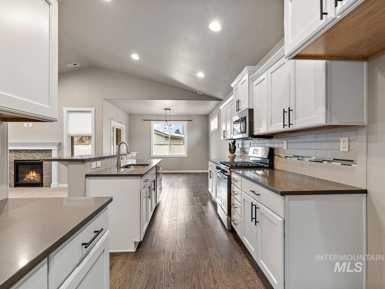 316 S Cedar Pointe Ave