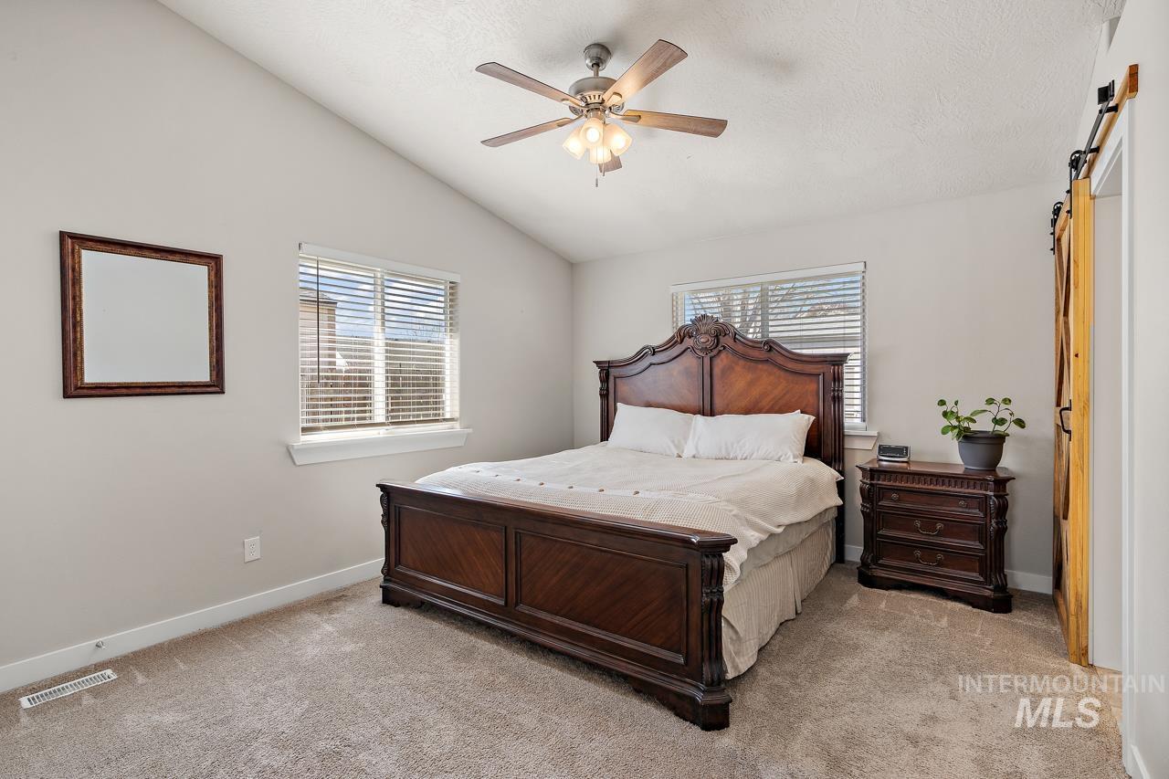 2459 S Ruby Rapids Pl