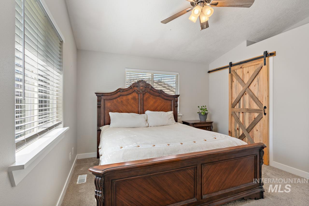 2459 S Ruby Rapids Pl