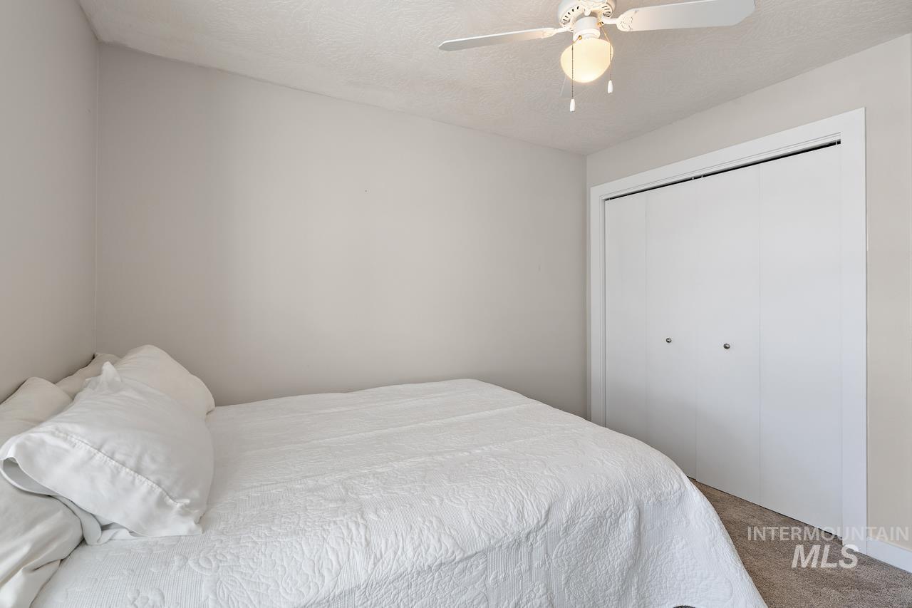 2459 S Ruby Rapids Pl