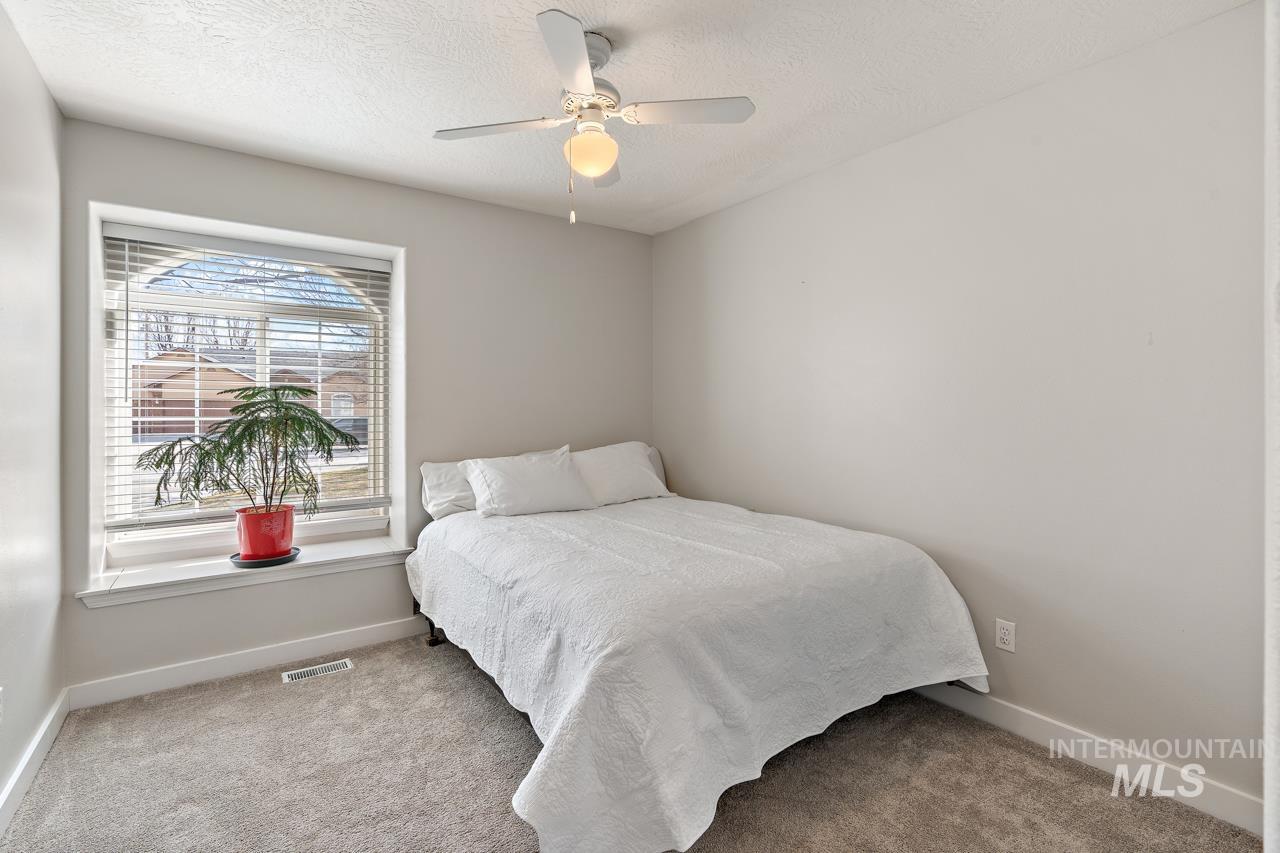 2459 S Ruby Rapids Pl