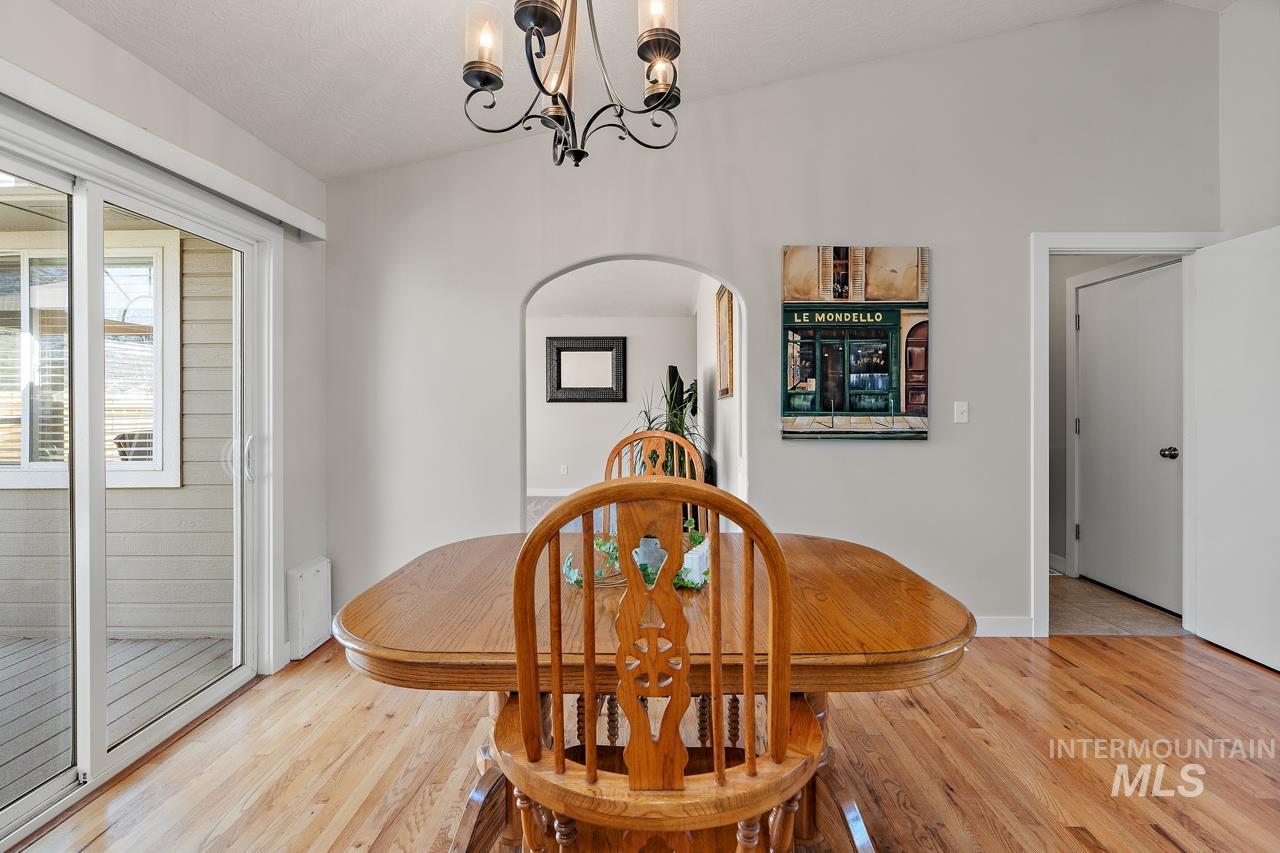 2459 S Ruby Rapids Pl