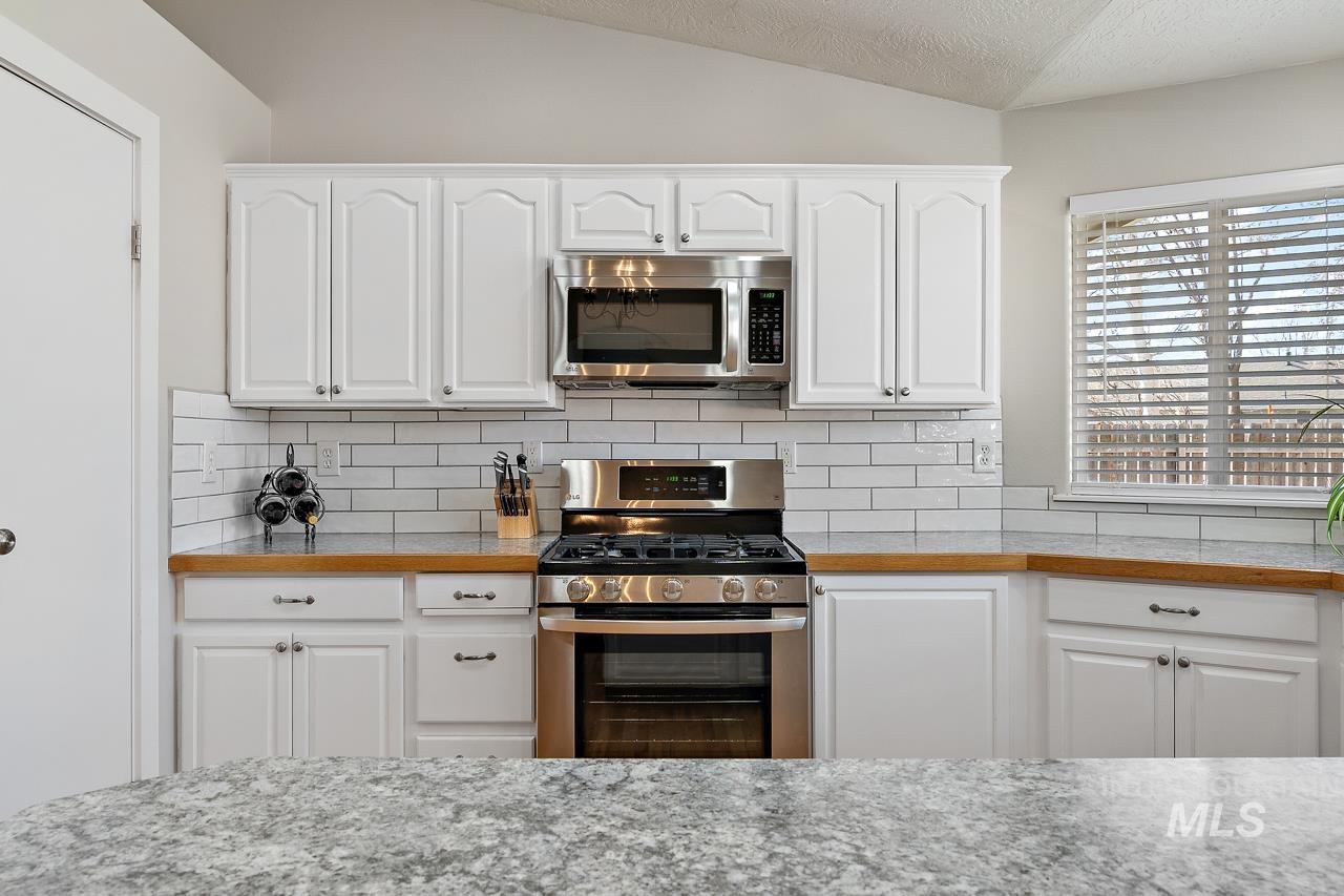 2459 S Ruby Rapids Pl