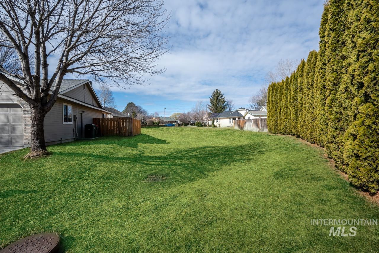 2459 S Ruby Rapids Pl