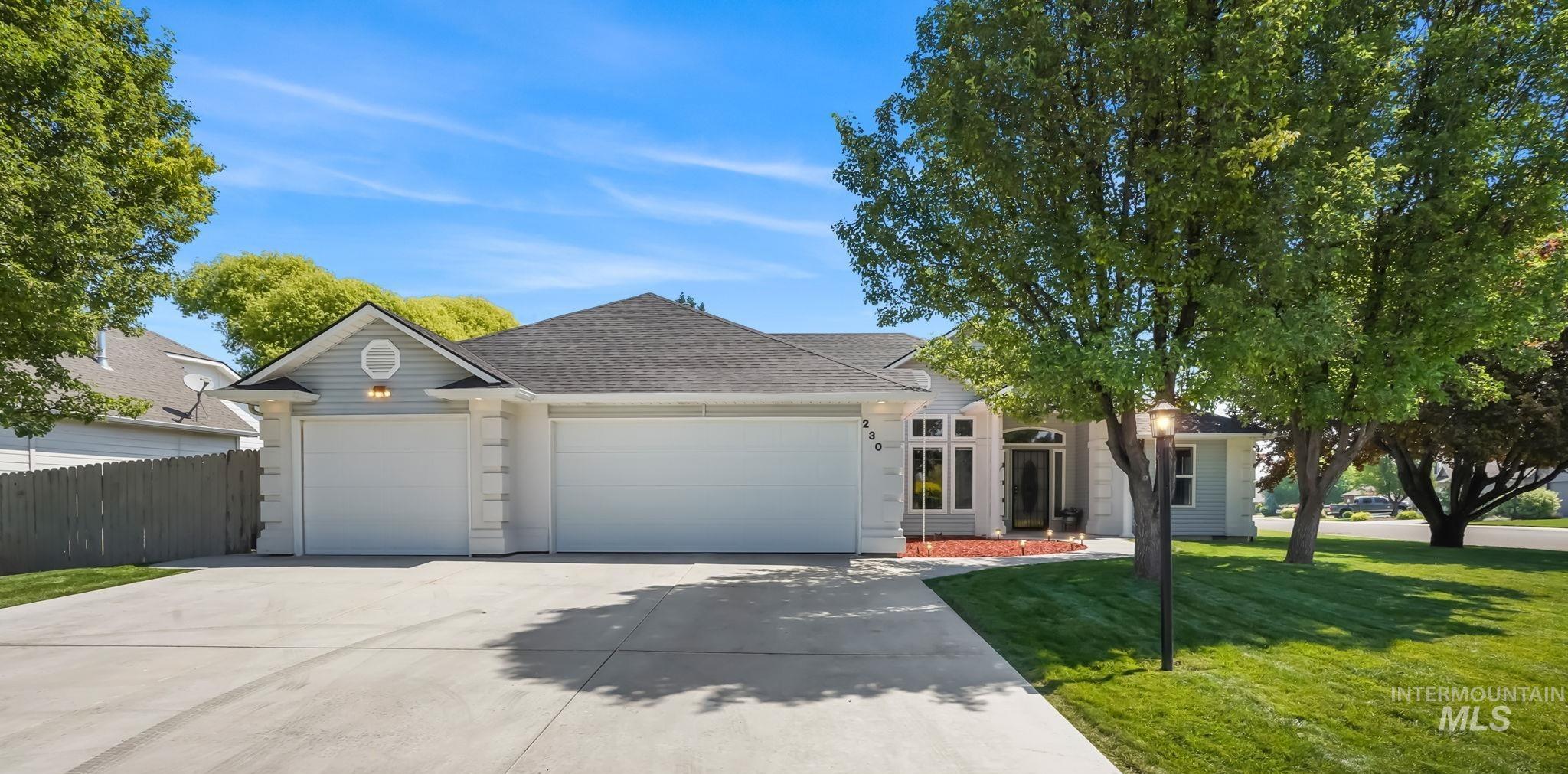 230 S Middle Creek Dr