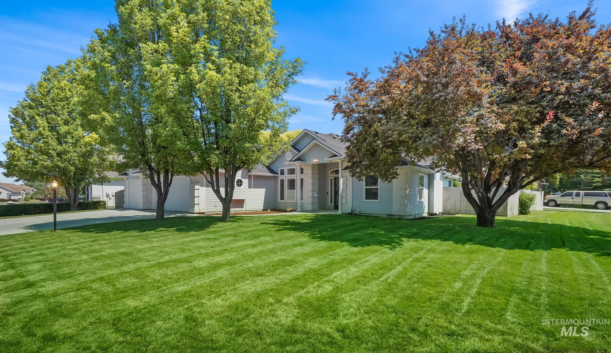 230 S Middle Creek Dr