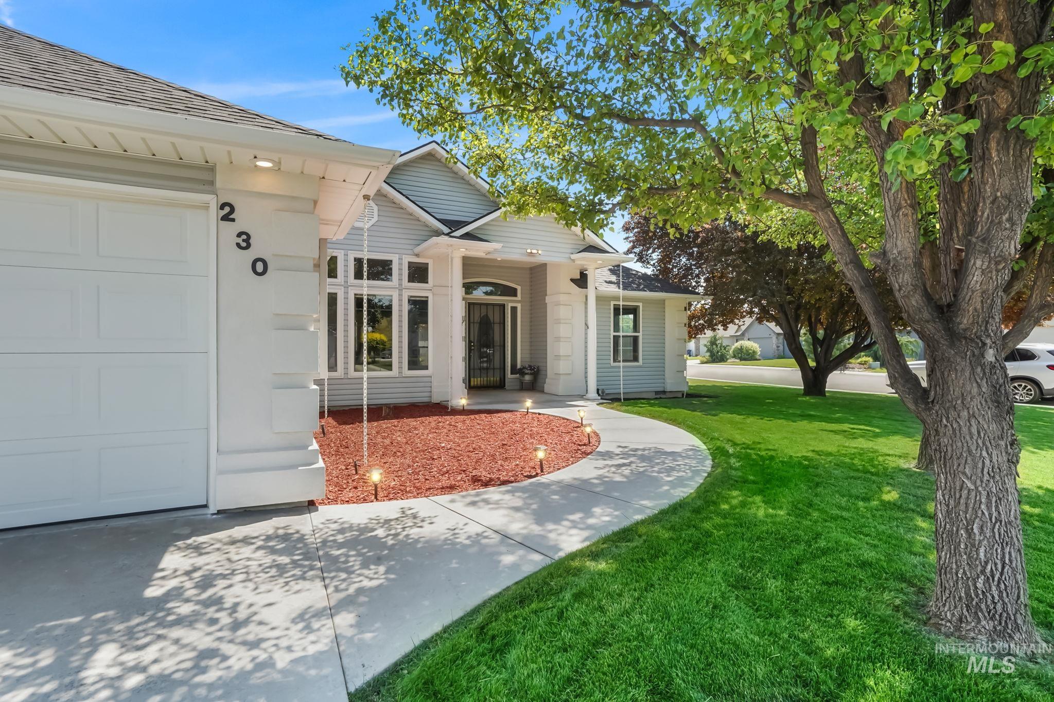 230 S Middle Creek Dr