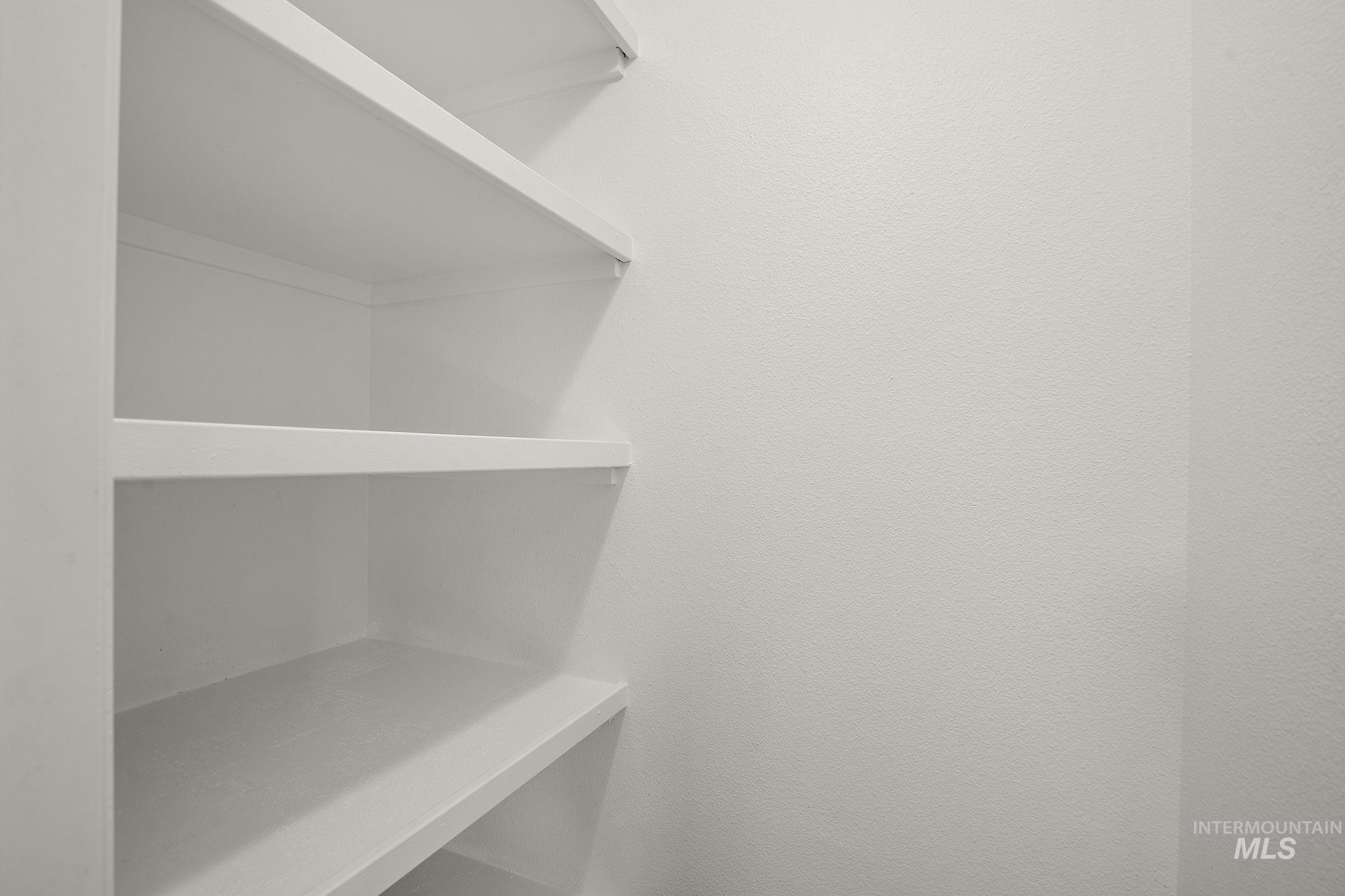 1519 N Haven Cove Ave