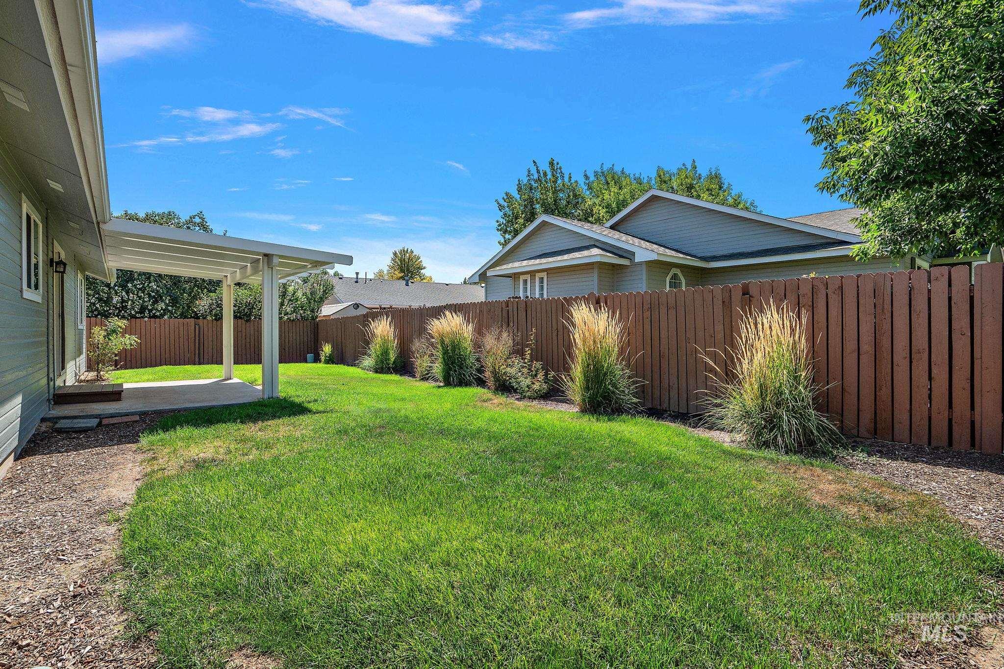 1519 N Haven Cove Ave