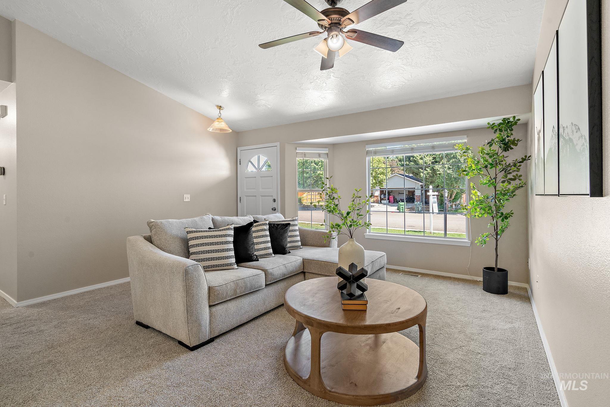 1519 N Haven Cove Ave