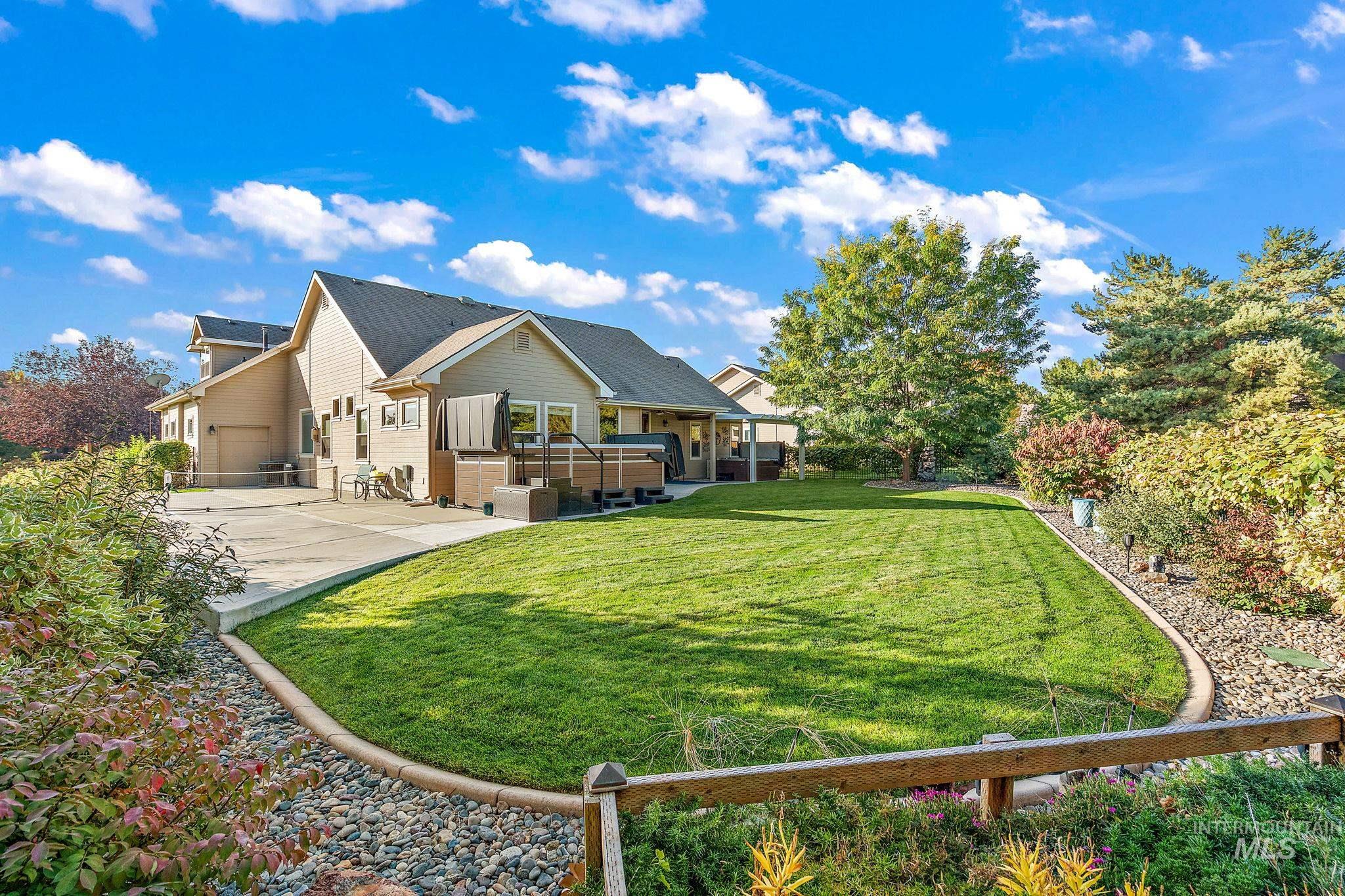 11188 W Shay Park Dr