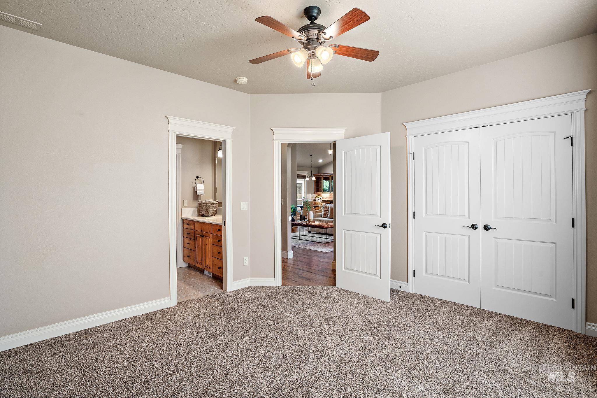 11188 W Shay Park Dr