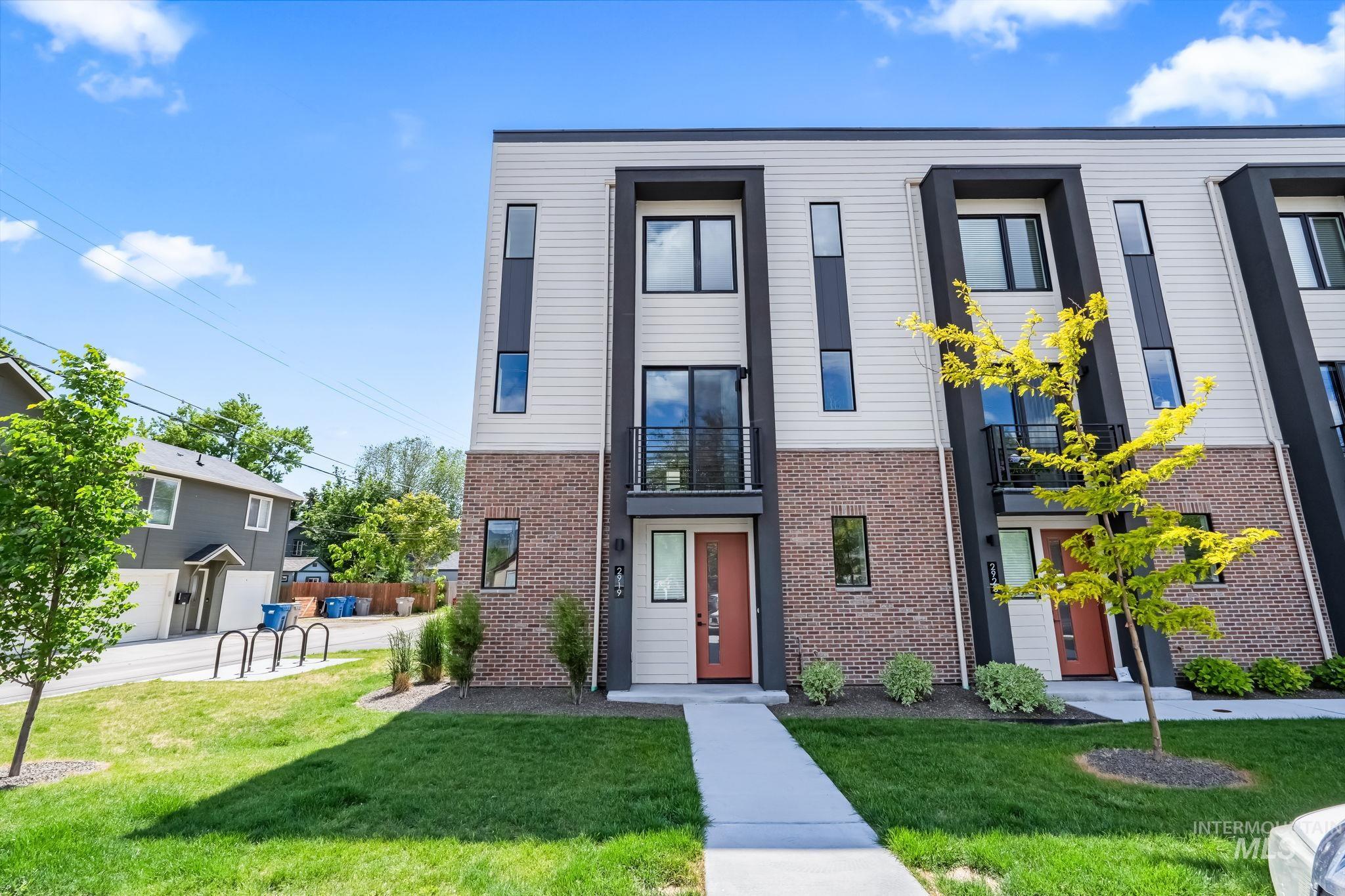 2919 W Jordan Unit: 2