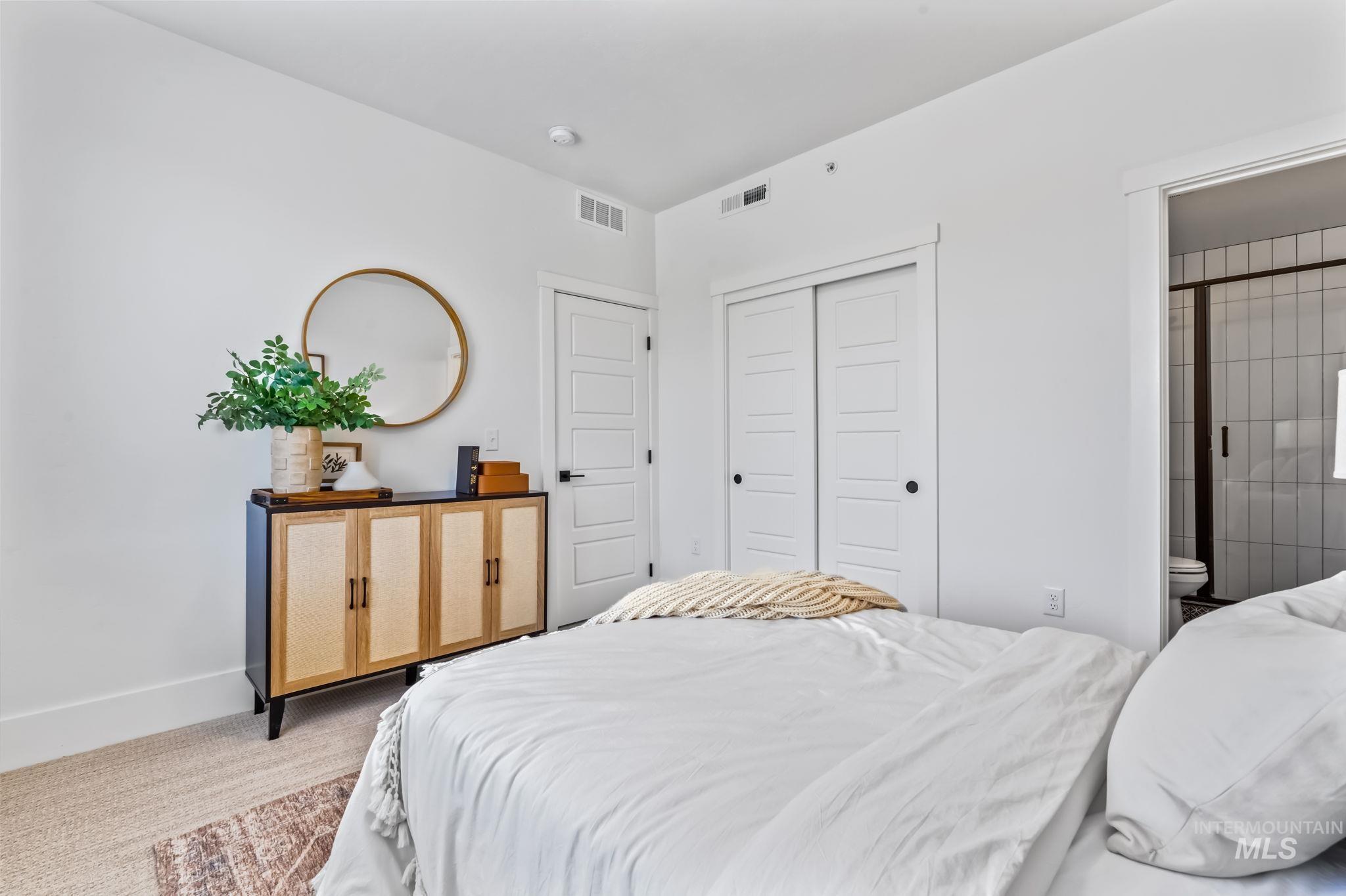 2919 W Jordan Unit: 2