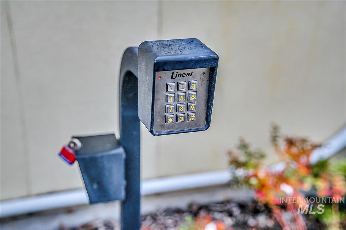 1463 W Grand Ave #104