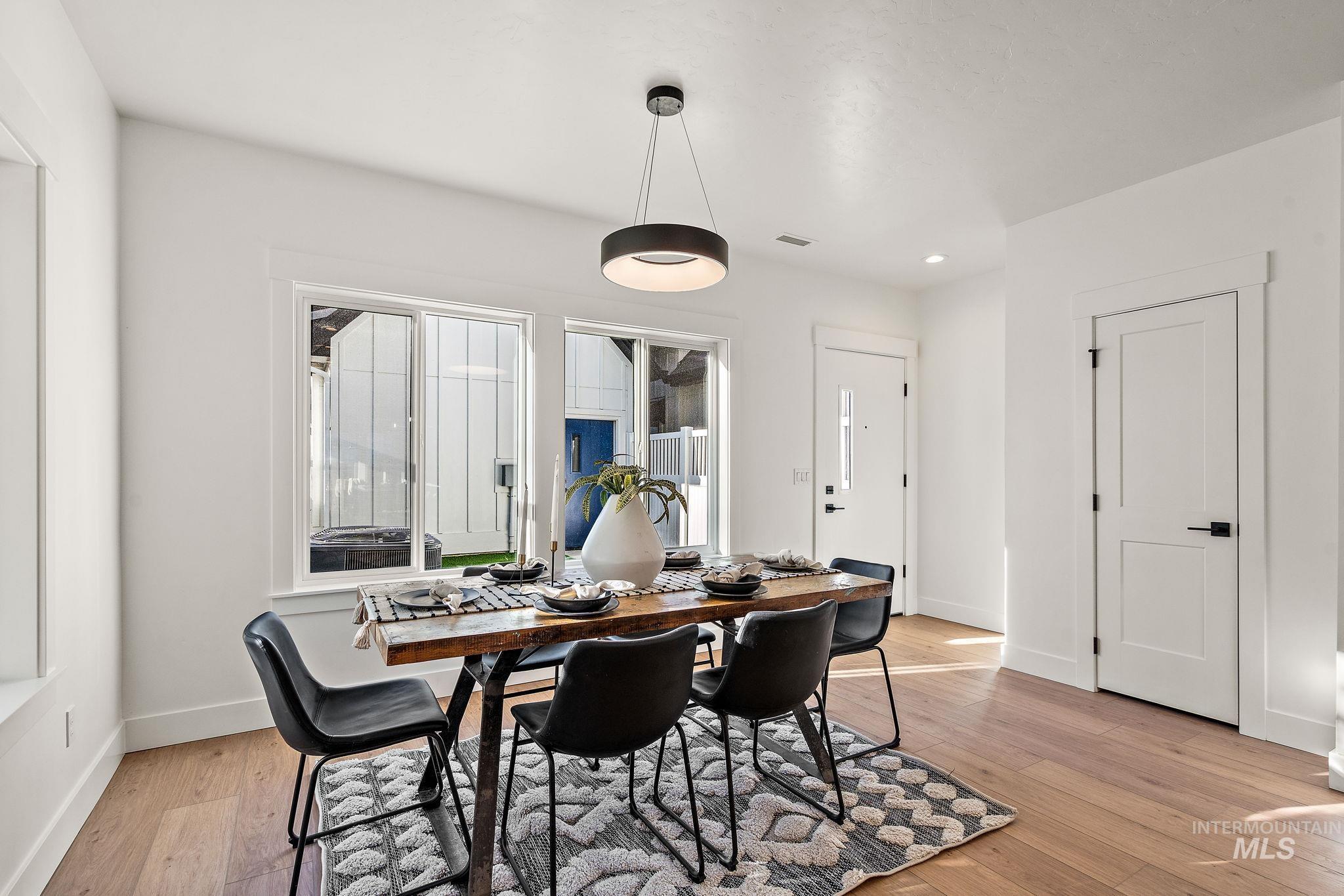 249 W Highland