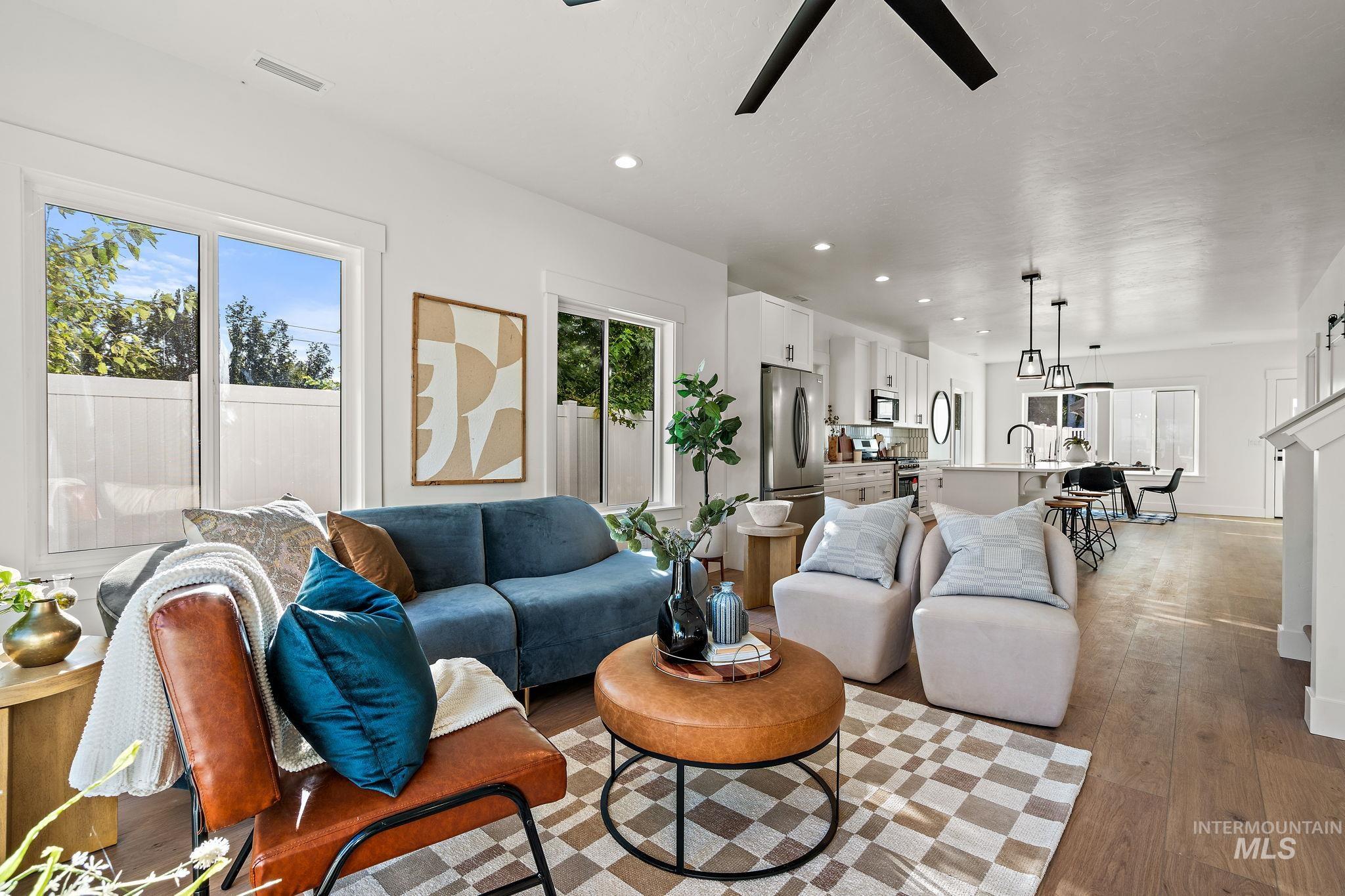 249 W Highland