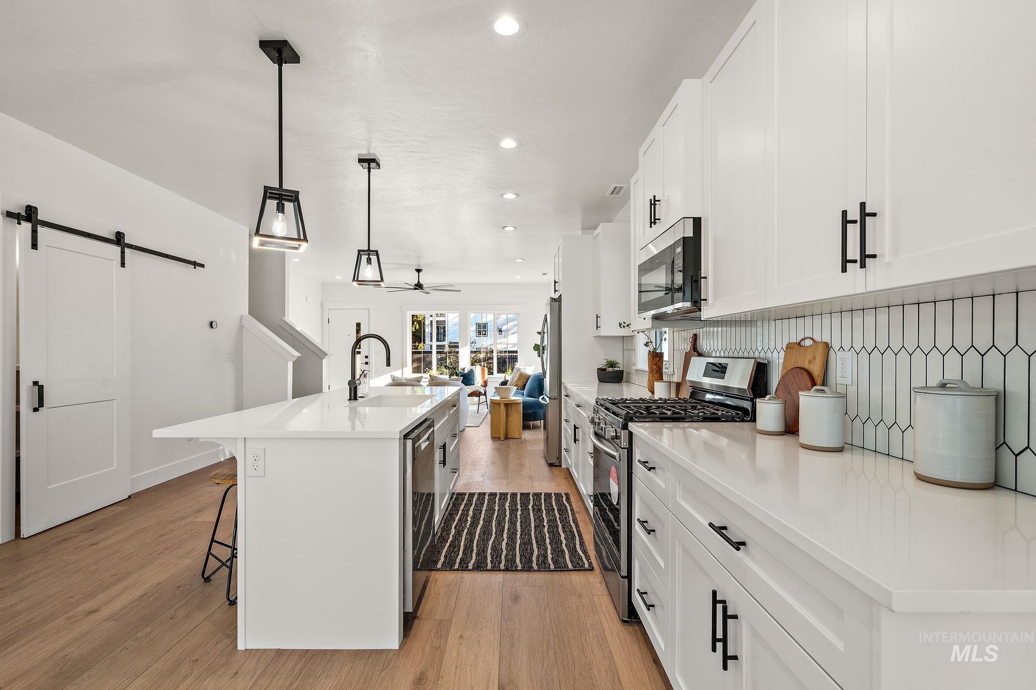 249 W Highland