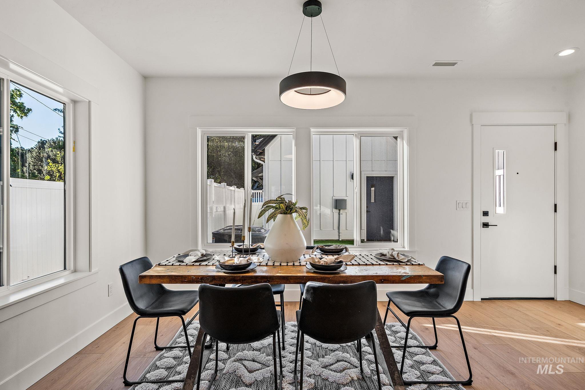 249 W Highland