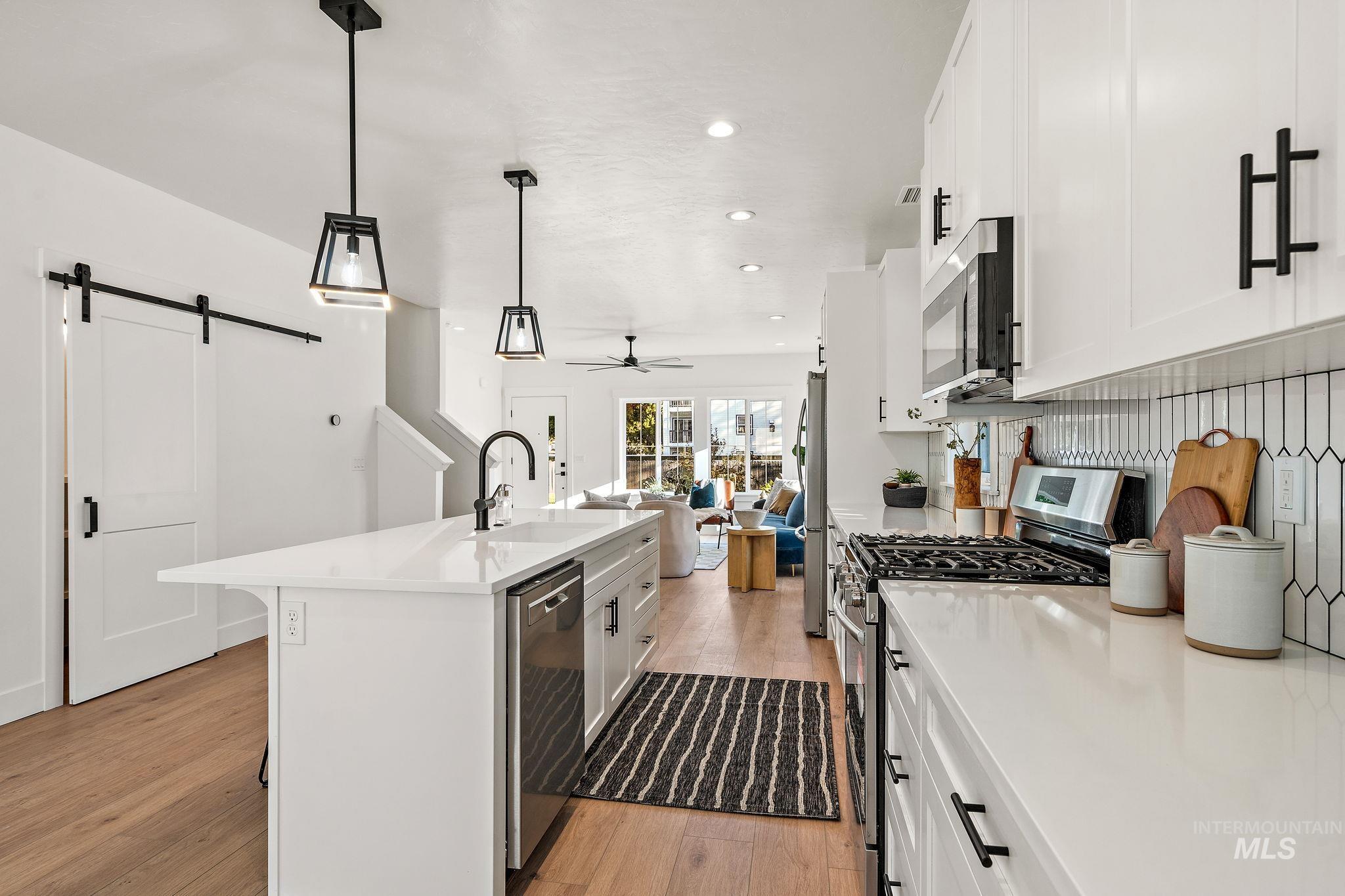 249 W Highland