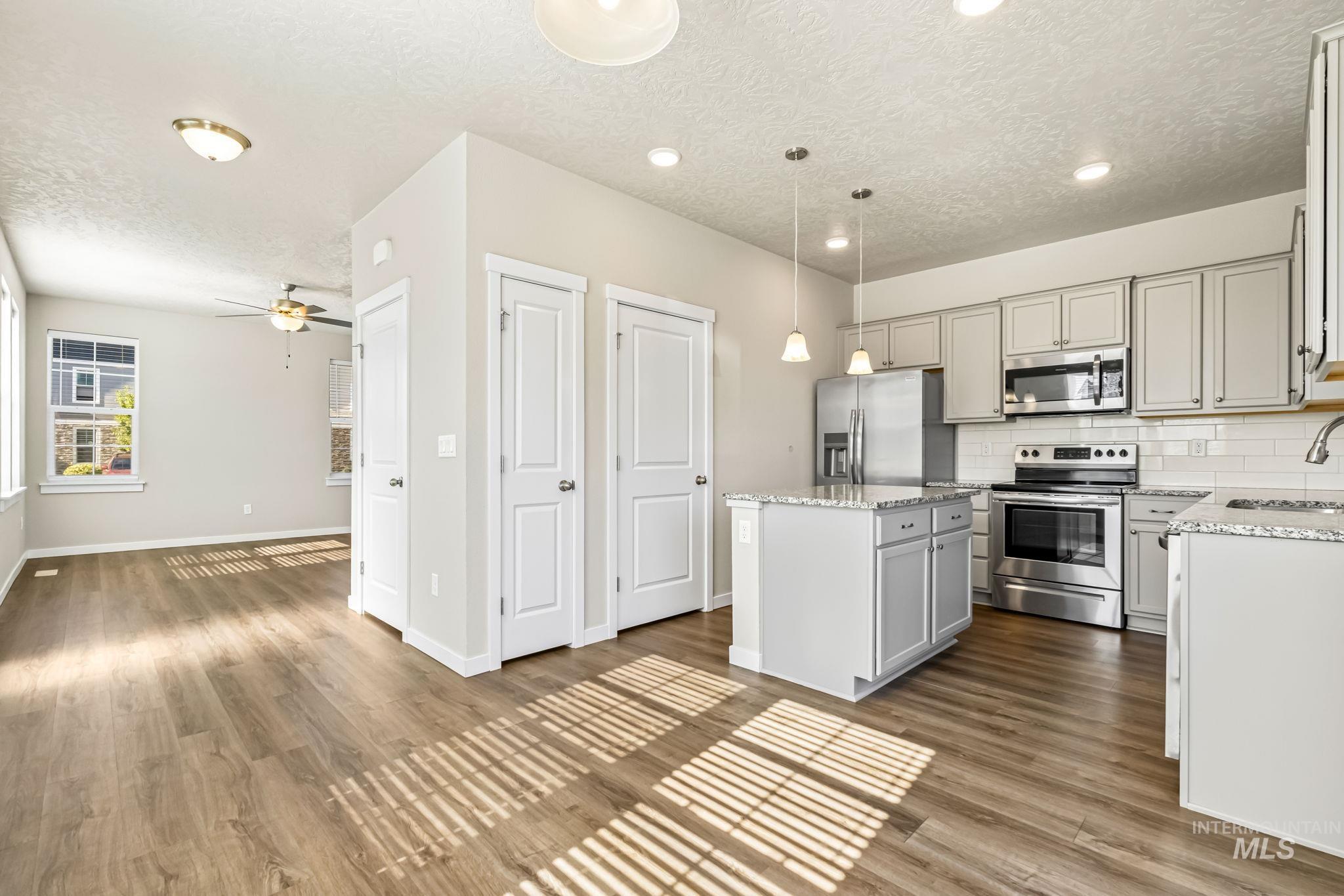 5972 S S Boddington Ln