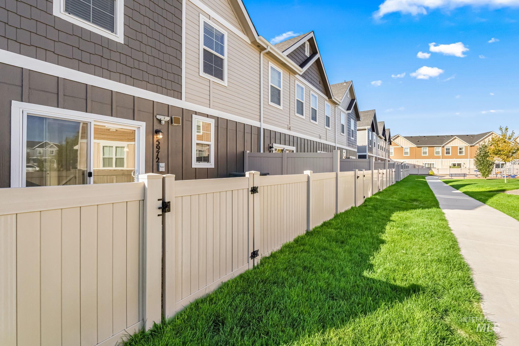 5972 S S Boddington Ln